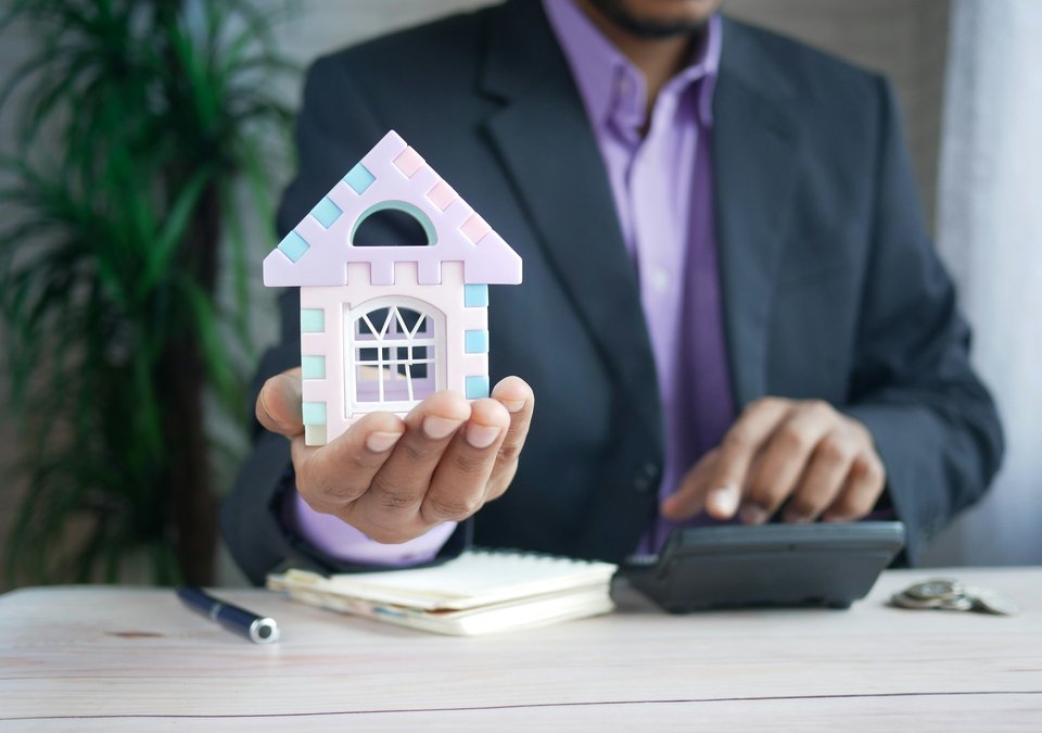 How Selling a House Affects Benefits